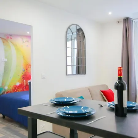 La Montgolfiere, T2 Hypercentre Chic Et Cosy, Wifi Par Sovalfi Apartment Saint-Etienne  Exterior photo