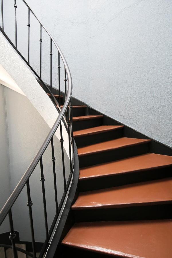Apartment La Montgolfiere, T2 Hypercentre Chic Et Cosy, Wifi Par Sovalfi
